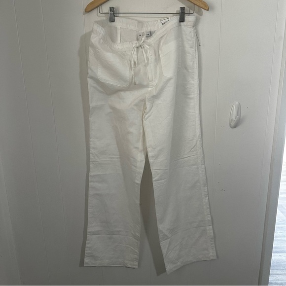 Liz Claiborne White Joggers Lightweight Casual - Picture 1 of 4